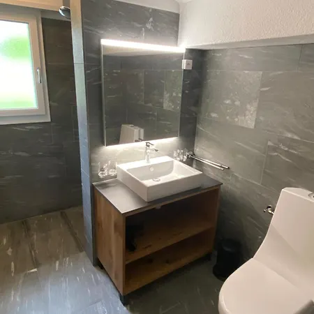 Vakantiehuis El Cantun - 7 Einfamilienhaus Mit 200m2 Flims